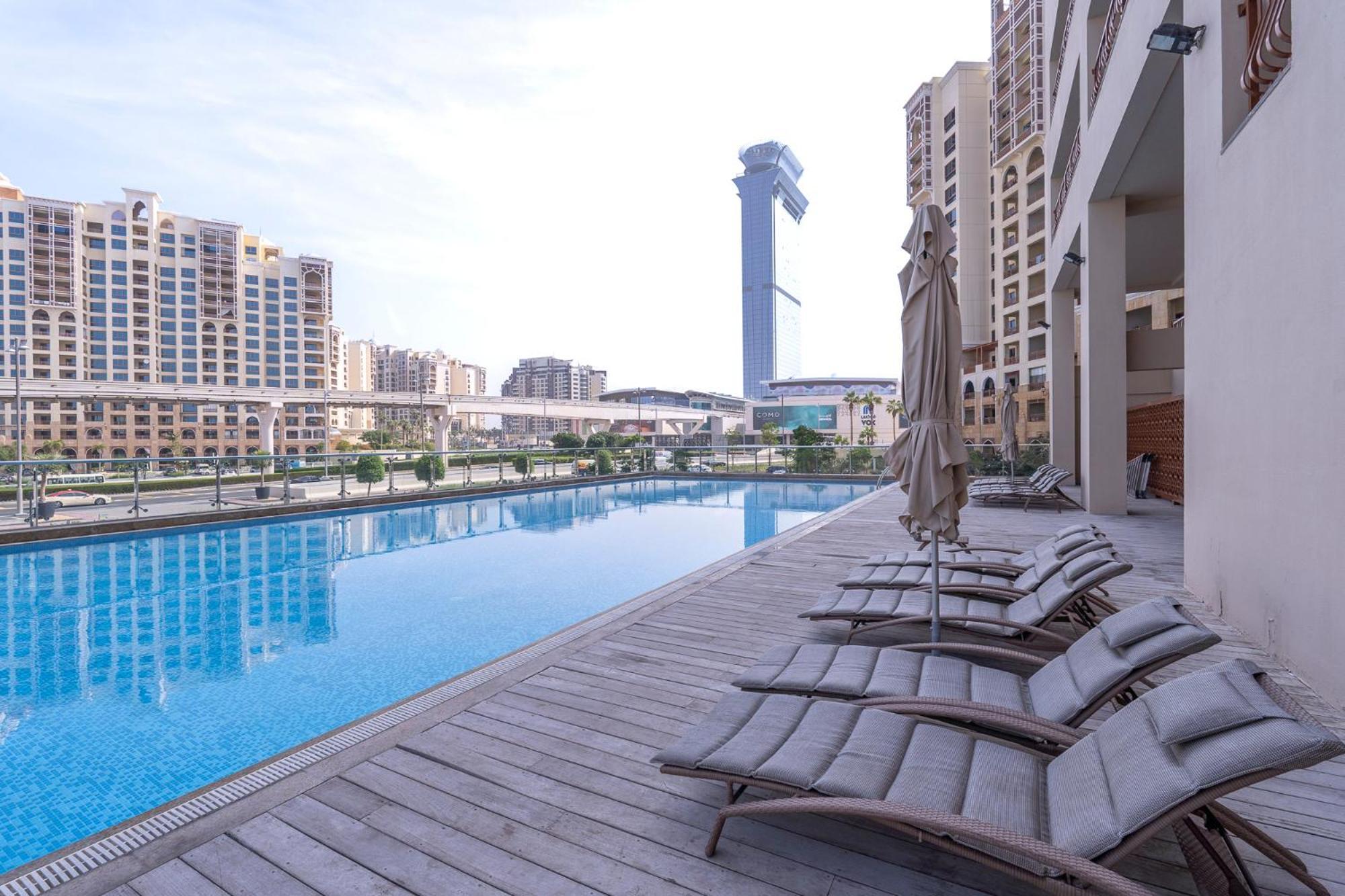 Palm Jumeirah Studio With Sea View Spacious Apartment Dubai Exterior photo