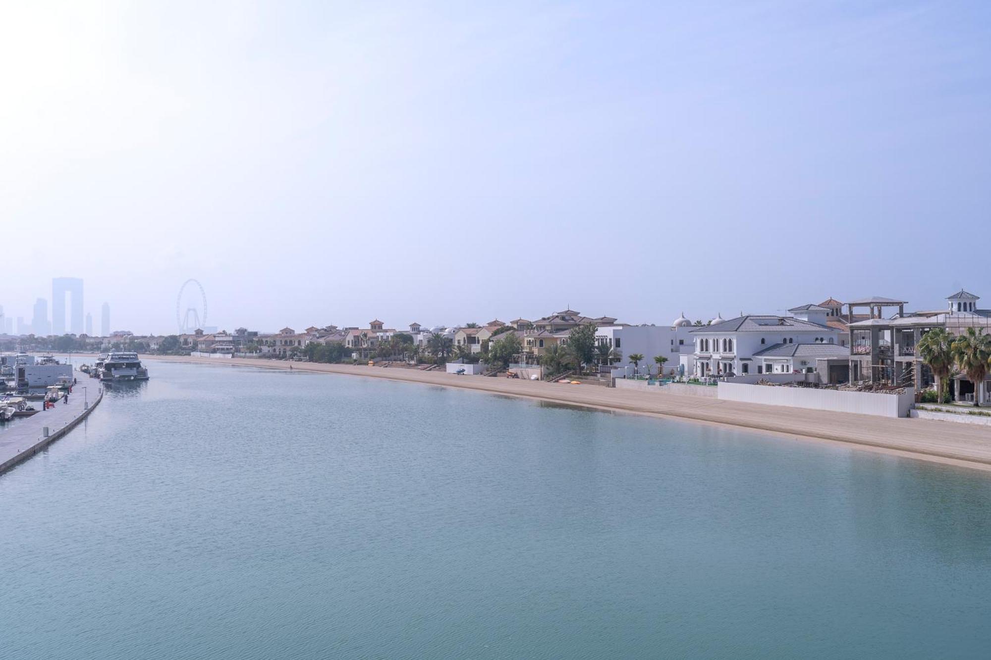 Palm Jumeirah Studio With Sea View Spacious Apartment Dubai Exterior photo