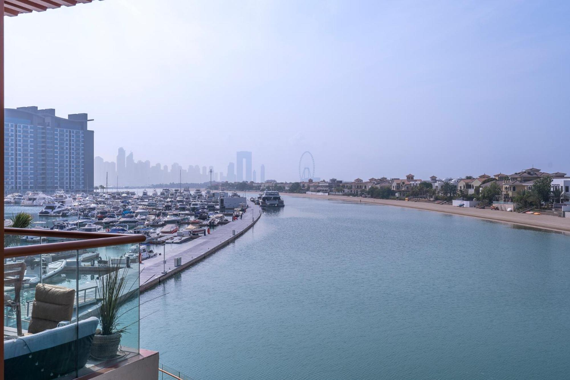 Palm Jumeirah Studio With Sea View Spacious Apartment Dubai Exterior photo